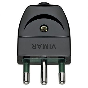 Plugs and socket outlets