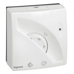 SURFACE MOUNTING TIME SWITCHES
