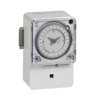 SURFACE MOUNTING TIME SWITCHES