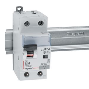 DX3 COMPACT RCBO SCREW