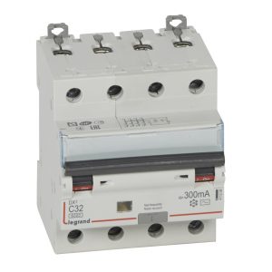 DX3 COMPACT RCBO SCREW