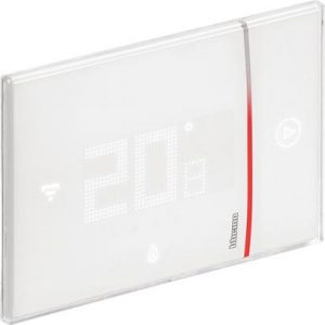 X8000