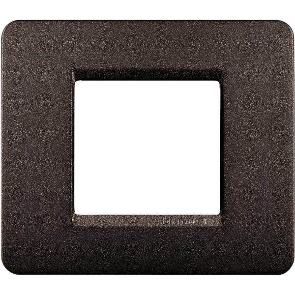 AM4802GG