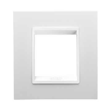 Gewiss Chorus Rama Lux International 2P Monochome Alb GW16222YB