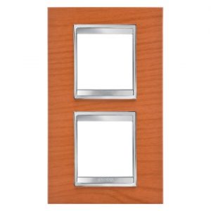 Gewiss Chorus Rama Lux International 2X2 Modulee V 71 Cherry GW16224LC