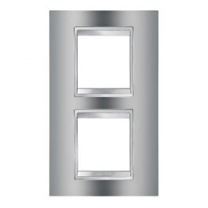 Gewiss Chorus Rama Lux International 2X2 Modulee V 71 Chrome GW16224MC
