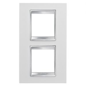 Gewiss Chorus Rama Lux International 2X2 Modulee V 71 Milk Alb GW16224TB
