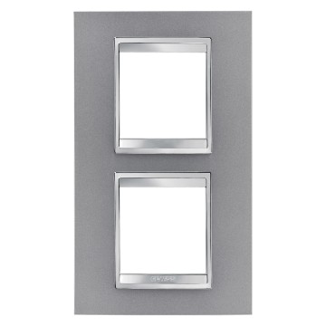 Gewiss Chorus Rama Lux International 2X2 Modulee V 71 Titanium GW16224VT
