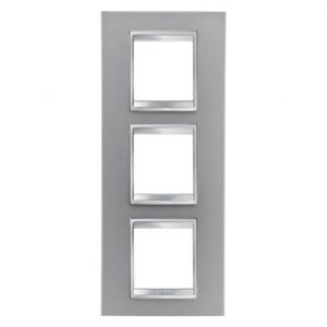 Gewiss Chorus Rama Lux International 2X2X2 Modulee V Titanium GW16227VT