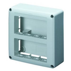 Doza Aparataj aparenta 8 Module Comp.Box System Alb 9016 GW27627