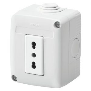 Doza Aparataj aparenta 2P+E 16A Dual Amp Ita Std Priza Ip40 GW27811