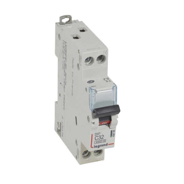 DNX3 4.5KA COMPACT MCB SCREW