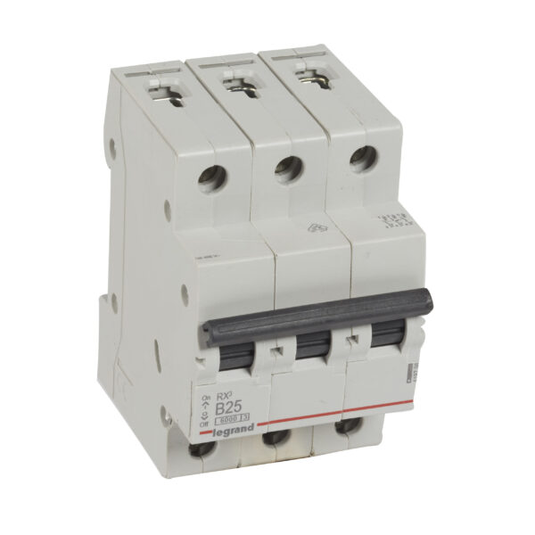 RX3  MCB
