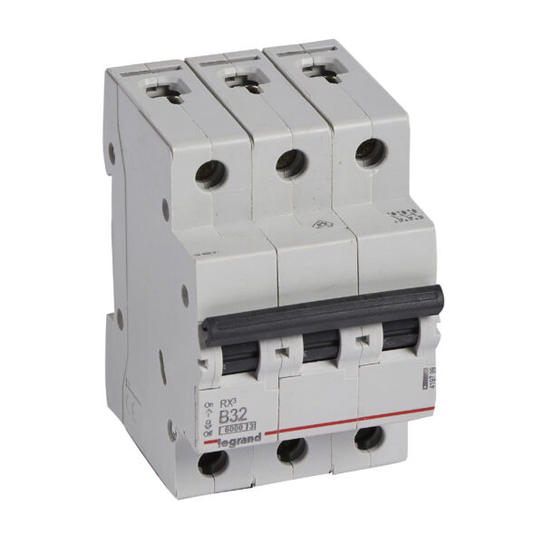 RX3  MCB