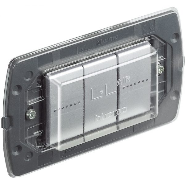 LN4703C